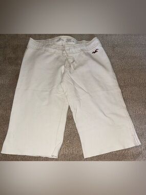 Hollister White Drawstring Athletic Sweat Shorts with Maroon Logo